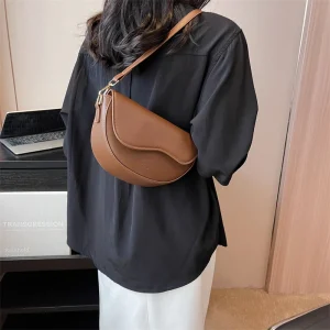 Fashion Small PU Leather Saddle Armpit Bags for Women Vintage Designer Shoulder Crossbody Bag Small Flap Purse and Handbags